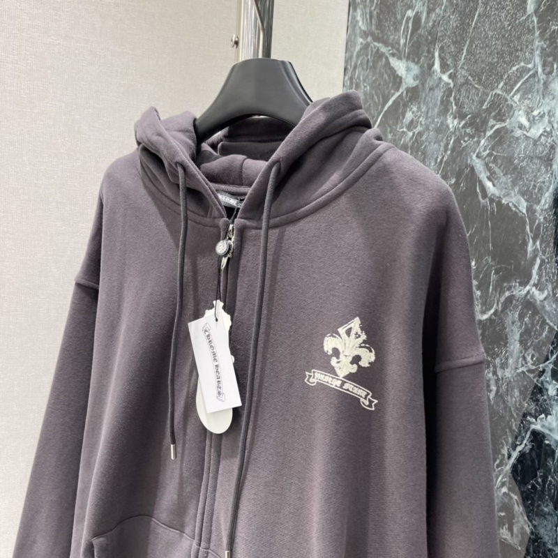 Ch*0me He**ts outwear